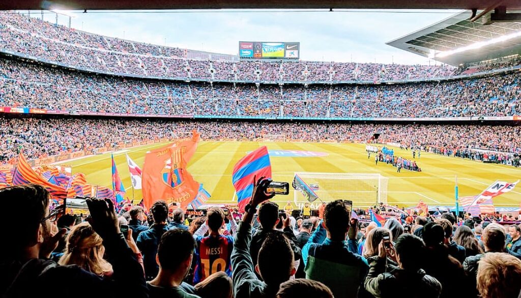 spain-barcelona-collblanc-cardenal-reig-messi-min